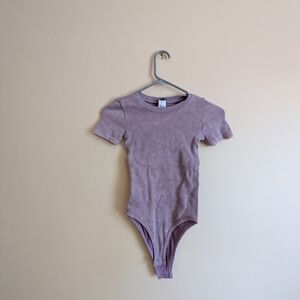 Zara Short Sleeve Ribbed One-Piece Bodysuit in Mauve